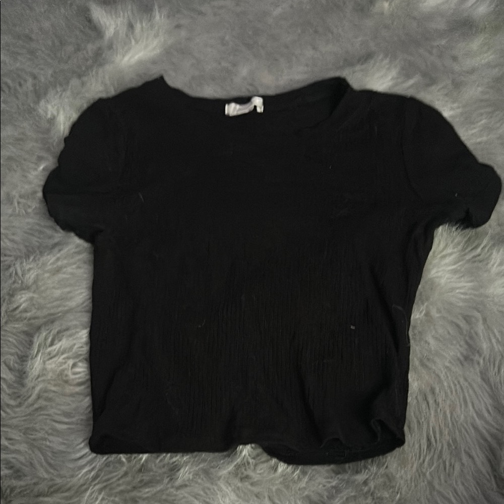 Black Short Sleeve Crop Tee